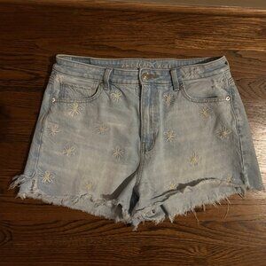 Women's American Eagle Cut off Denim Mom Shorts w/ Embroidered flowers Sz 10